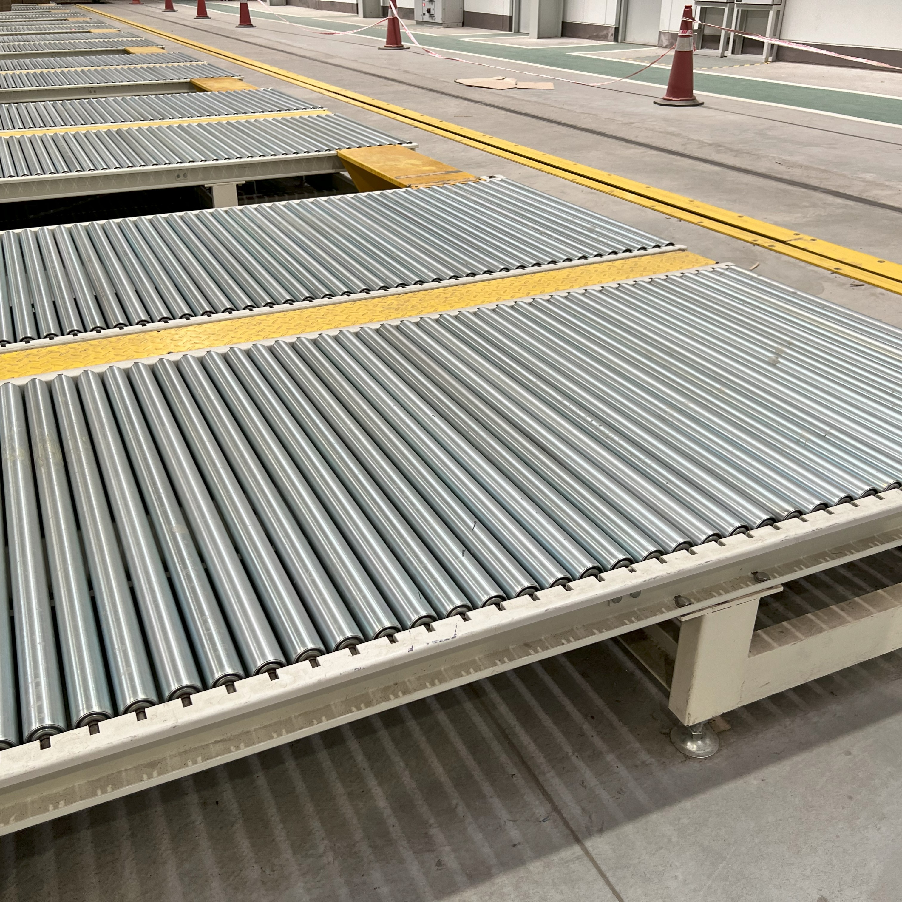 Roller Conveyor Systems